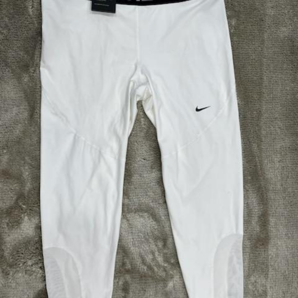 Nike pro - Picture 2 of 5